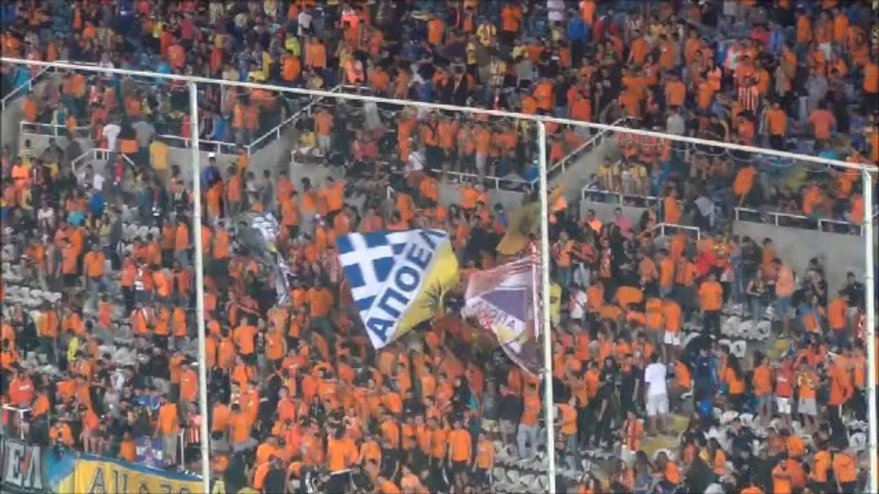 ΑΠΟΕΛ-Αγιαξ-είσοδος ΑΠΟΕΛ προθέρμανση