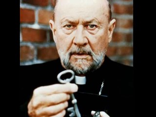 HOMENAJE A DONALD PLEASENCE