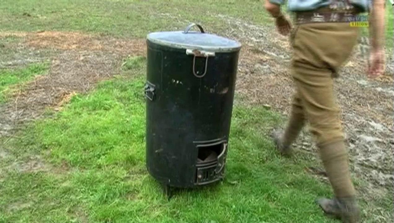 Les anglais du 10ème ESSEX  reconstituent la vie des soldats en 1914