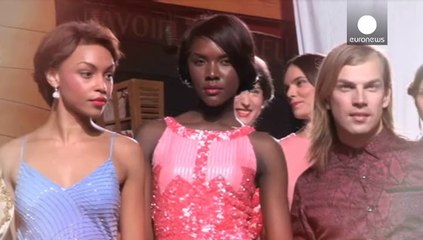 Paris'te moda aşkı her yeri sardı