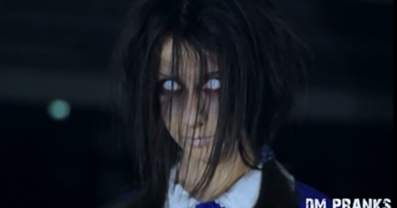 Bu Kızın içine Şeytan Kaçmış