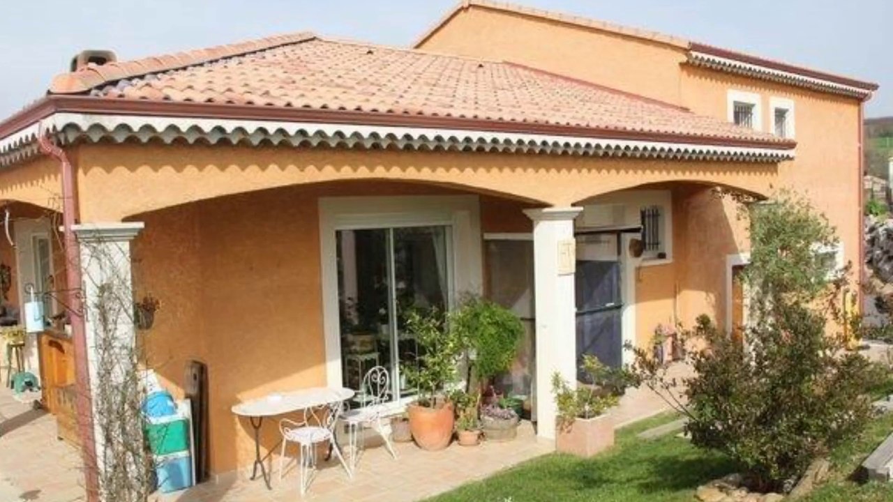 Tout l'immobilier de charme et de caractère sur notre site www.EspritSudEst.com