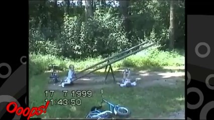 Funny Babies - Funniest Kids See-Saw Accident - Video Dailymotion