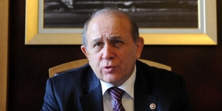 Burhan Kuzu'nun IŞİD Tweet'i Sosyal Medyada Olay Oldu