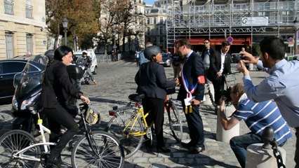 ARRAS : Christiane Taubira va à la rencontre des élus qui manifestent pour la défense du TGV, à Paris