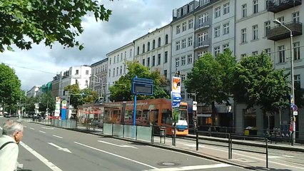 Straßenbahn Leipzig - Tram 10 Einfahrt: Südplatz