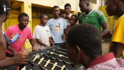 Ebola : Les pays touchés tentent de survivre