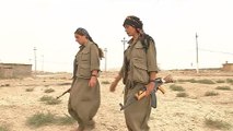 REPORTAGE: Des femmes au combat avec les Peshmergas en Irak