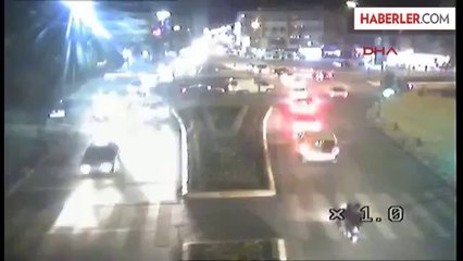 Erzincan'da İlginç Trafik Kazaları Mobese'de