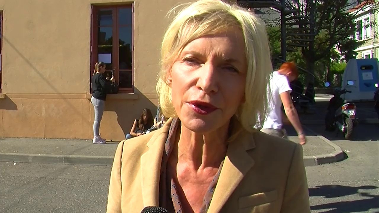 D!CI TV: 6 matinées sans cours durant l'année, Chantal Eyméoud monte au créneau