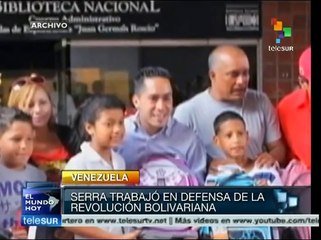 Robert Serra compartía con los jóvenes su amor por Venezuela