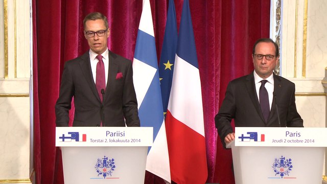 Pour Hollande, fixer 1% de croissance en 2015 paraît réaliste