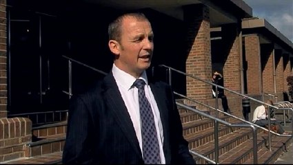 Verdict în cazul adolescentului autist, obsedat de serialul TV Dexter, care şi-a ucis şi dezmembrat iubita exact ca în film