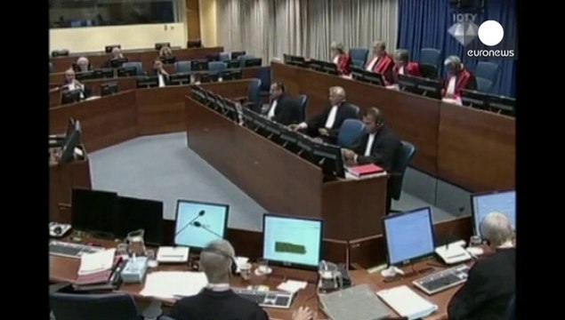 Защита Караджича уверена, что он ничего не знал о резне в Сребренице