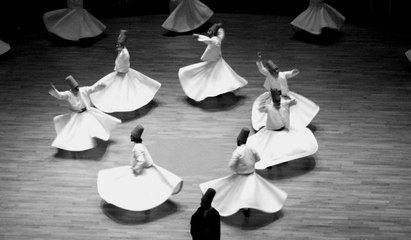 IŞIK IŞIKTIR GÖRENE, IŞIKTAN KÖRE NE?