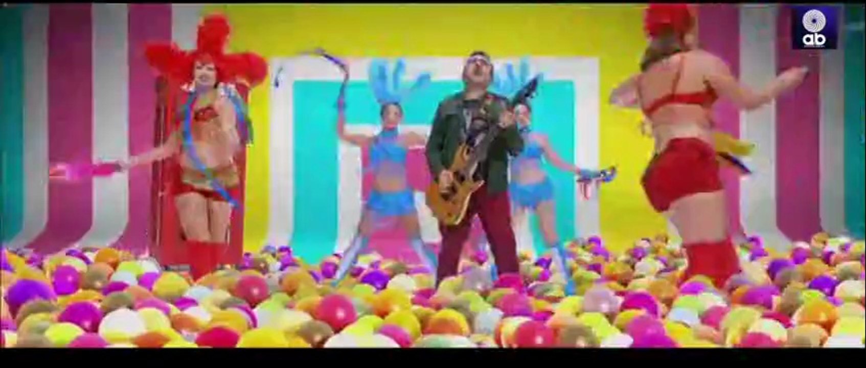 Ekkees Toppon Ki Salaami VIDEO Song