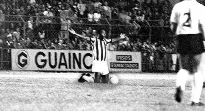 Assaf relembra 40 anos da despedida do rei Pelé do Santos