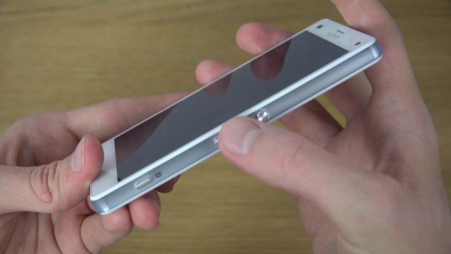 Sony Xperia Z3 Compact - Unboxing (4K)