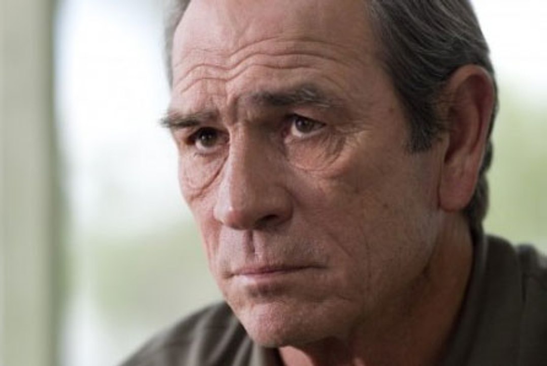 Bande-annonce : Dans la brume électrique VF