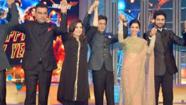 OMG : Shahrukh insults Aamir Khan !