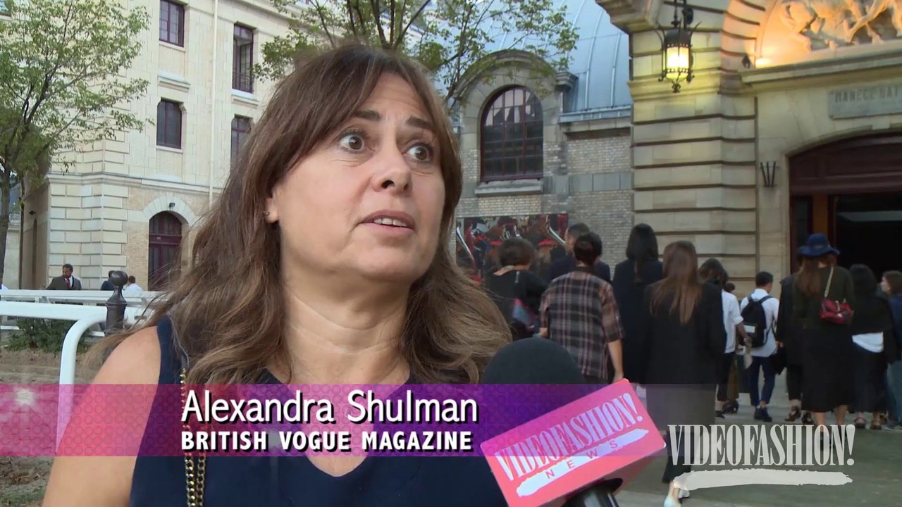 VF COLLECTIONS: Alexander McQueen Spring/Summer 2015 - Paris Fashion Week