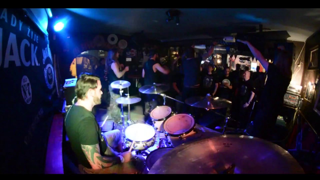 EpitomE - One day and a half in the Czech Republic (7hard/7us)