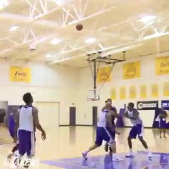 Kobe Bryant chambre Nick Young et Jordan Clarkson