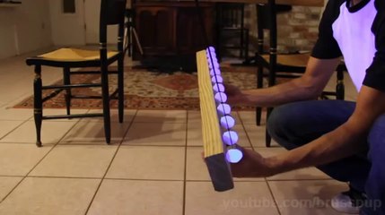 Amazing Pendulum Wave Effect! awesome