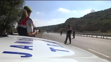 Jandarmadan Çikolatalı Trafik Uygulaması