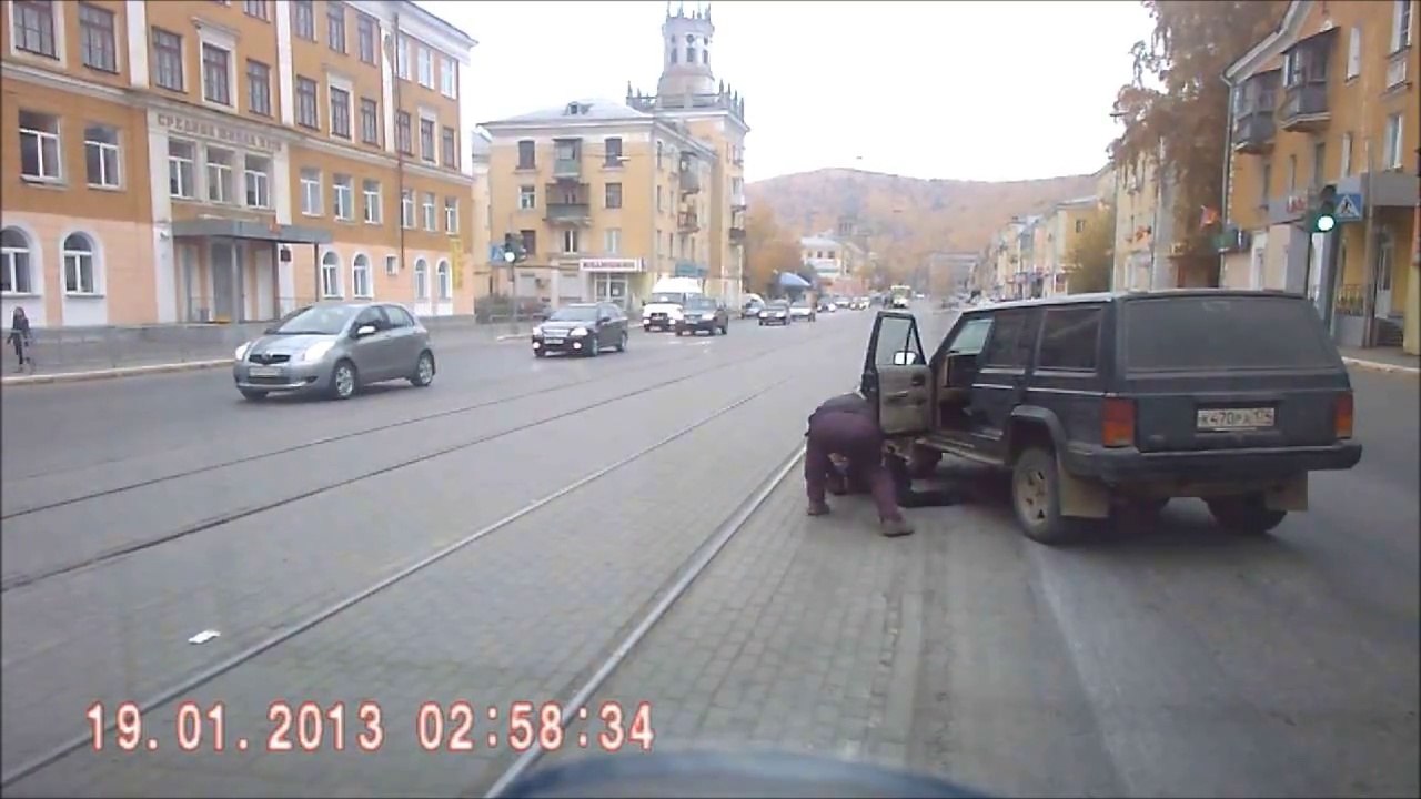 La bagarre, c'est la bagarre, attention chauffeur, cachez vous...