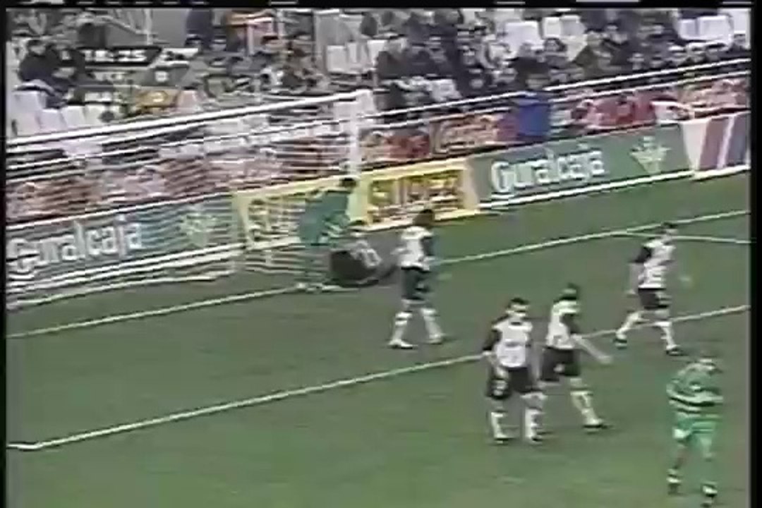 2003.11.06: Valencia CF 0 - 0 Maccabi Haifa (Resumen)
