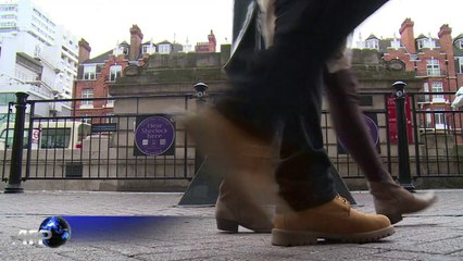 Art project gives London statues a voice