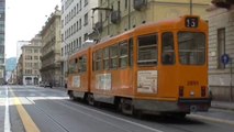 Tramway Série 2800 sur la Via Cernaia sur la ligne 13/ du tramway de Turin