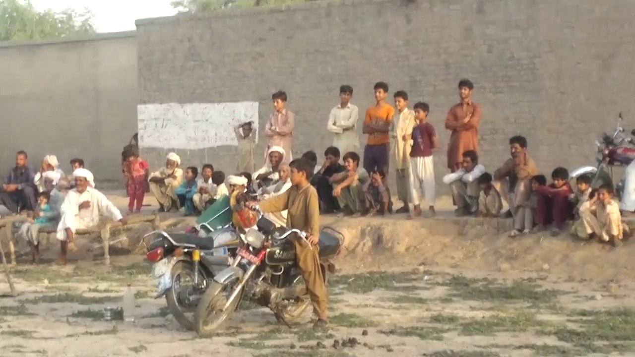 baziger at chunduran wala