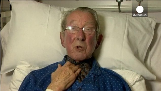 British hostage's father makes emotional plea to ISIL militants