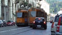 Tramway Série 2800 : Passage Sur la Via Po sur la ligne 13/ du tramway de Turin