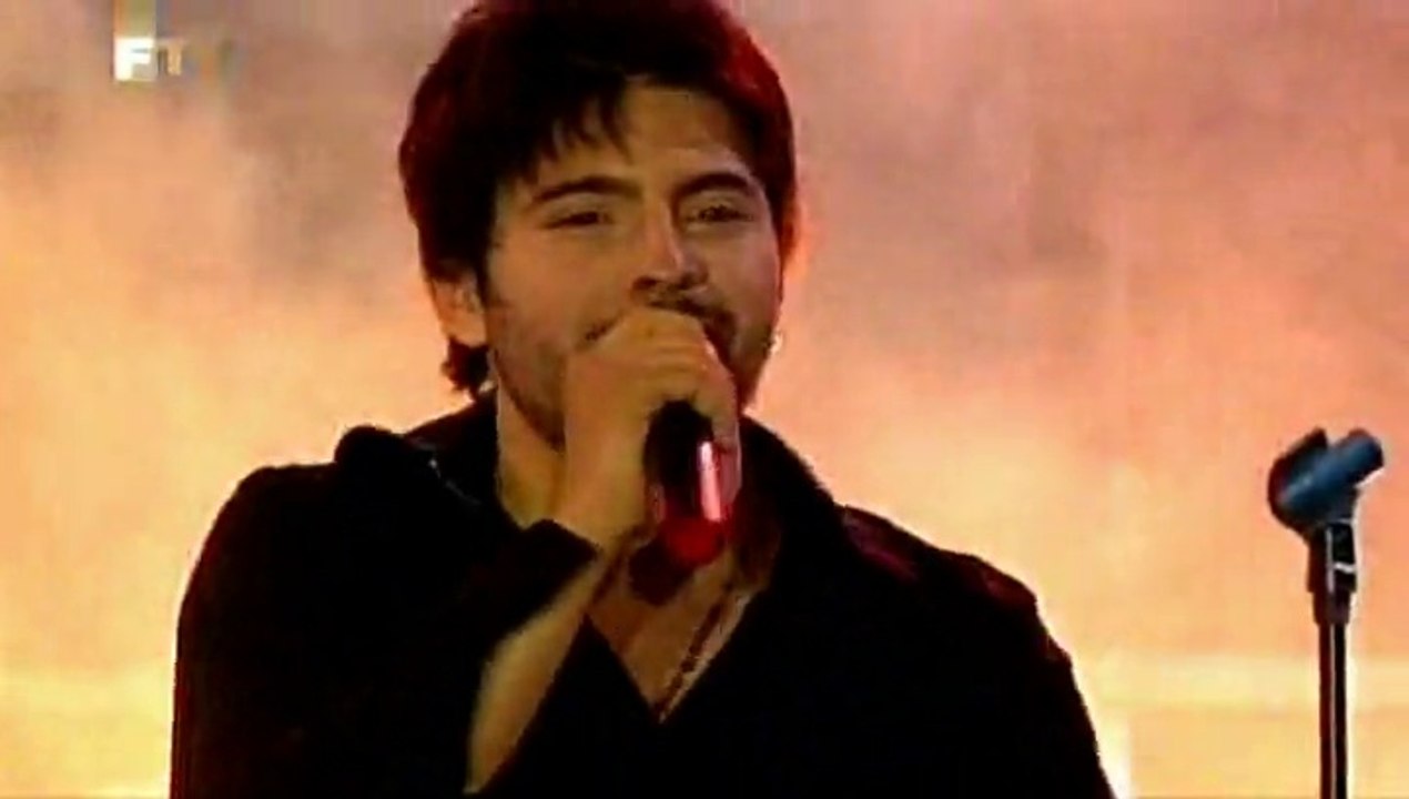 Toše Proeski @ PRATIM TE ~ Sarajevo 2006. (1. pjesma)