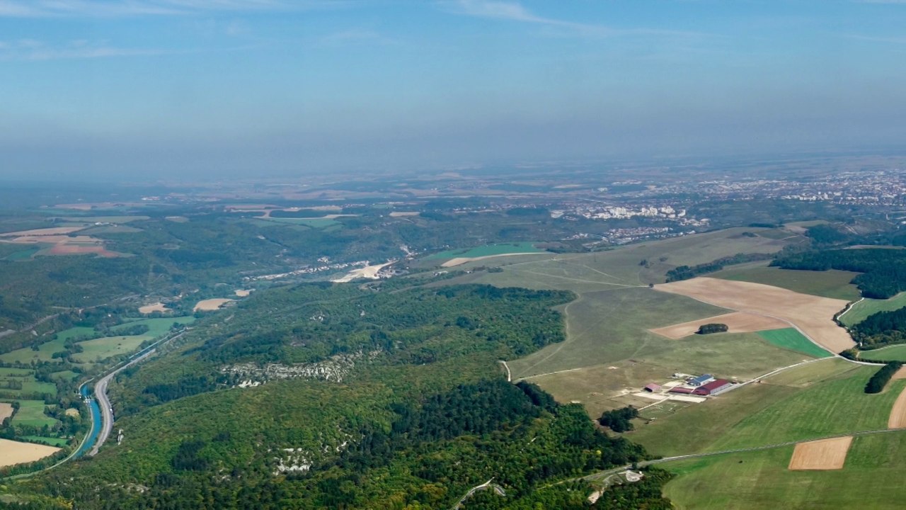 Velars Debut Octobre 2014