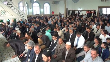 Bayram Namazında Kelh'deki Camiler Dolup Taştı