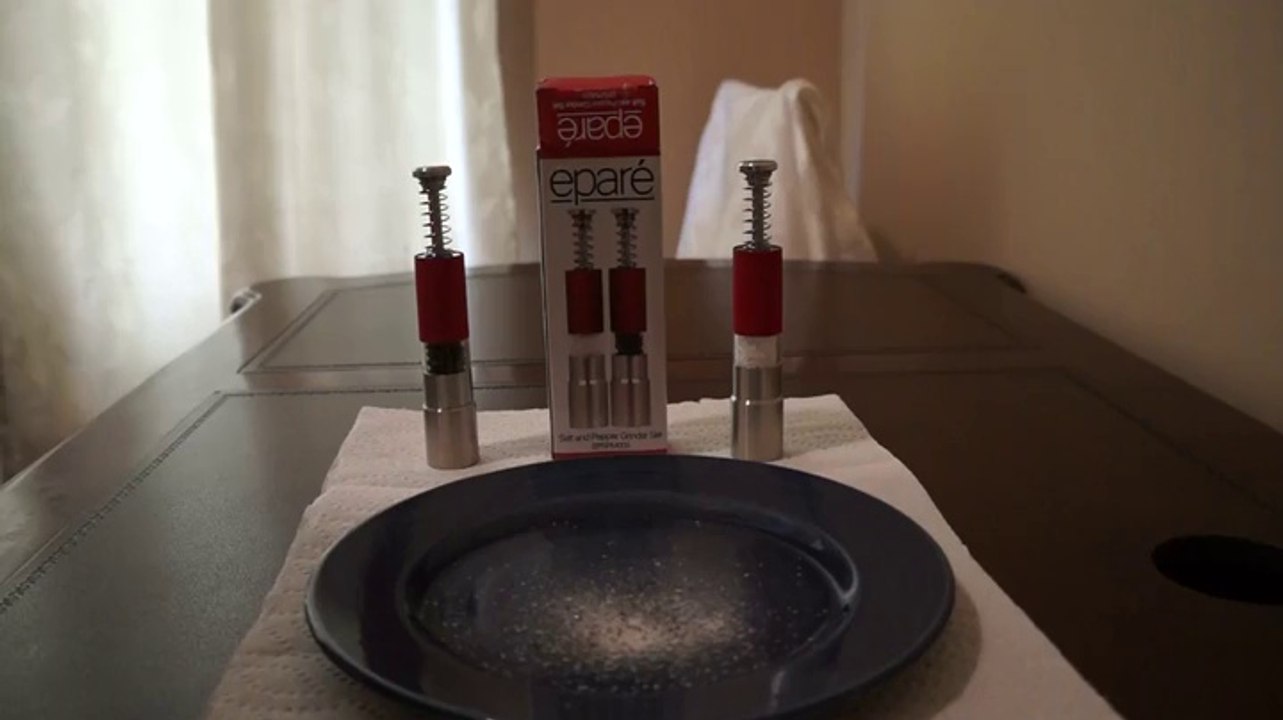 Very Chic, Stylish, Smooth! Eparé salt and pepper grinder