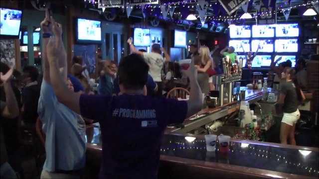 Montage_ Fans celebrate KC Royals Walkoff win!!!