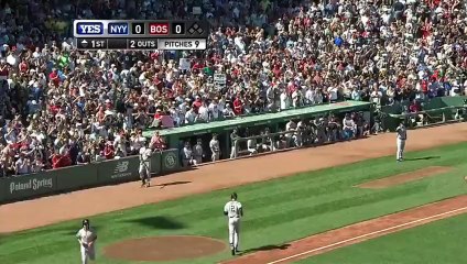 Red Sox Fans Standing Ovation in Derek Jeter's Final Game