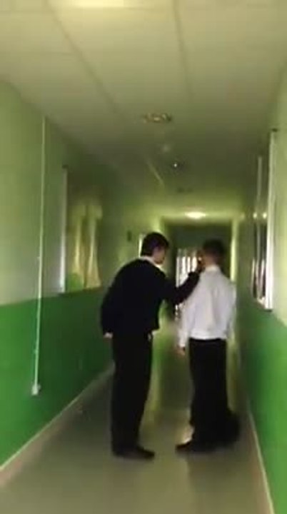 Un responsable des couloirs veut se faire respecter