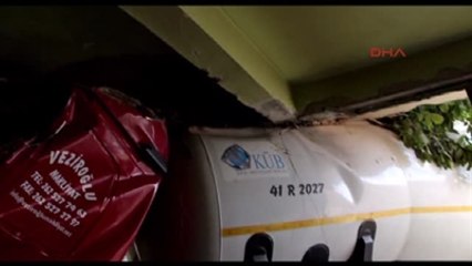 Elazığ'da Kontrolden Çıkan Tır Eve Girdi: 1 Ölü, 1 Yaralı