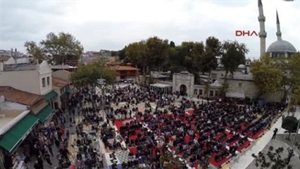 Bayram Namazında İstanbul'un Camileri Doldu, Taştı