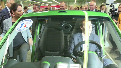 Mondial Auto: Royal et Macron défendent la voiture électrique