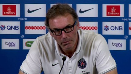 Domanda su Menez, Blanc si alza e se ne va...