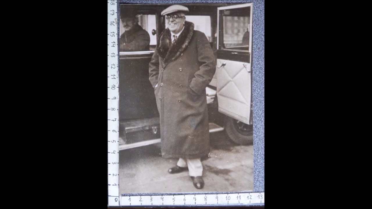 Hazar Imam Gives a Son (Al Waez Rai Abu Aly Missionary) [Tags: Ismaili Jamatkhana Ismailism Aga Khan KamalZar]