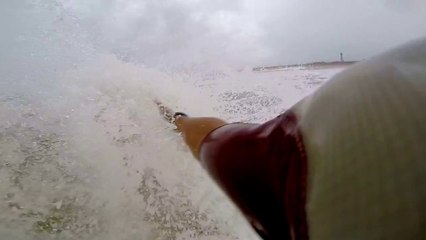 [GO PRO ] Un tube interminable en surf, l'océan comme vous le l'avez jamais vu
