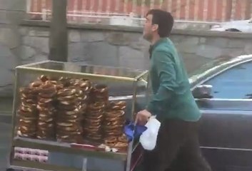 Detone Olan Simitçi